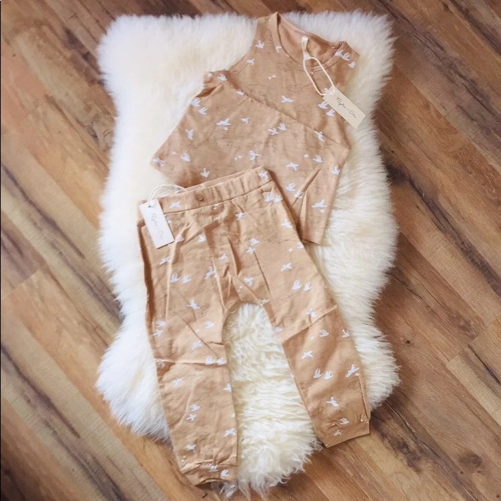 Rylee & Cru clouds set NWT